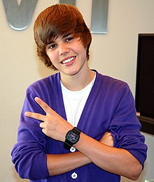 220px-Justin_Bieber.jpg
