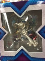 Mega Mewtwo X Pearl Figurine